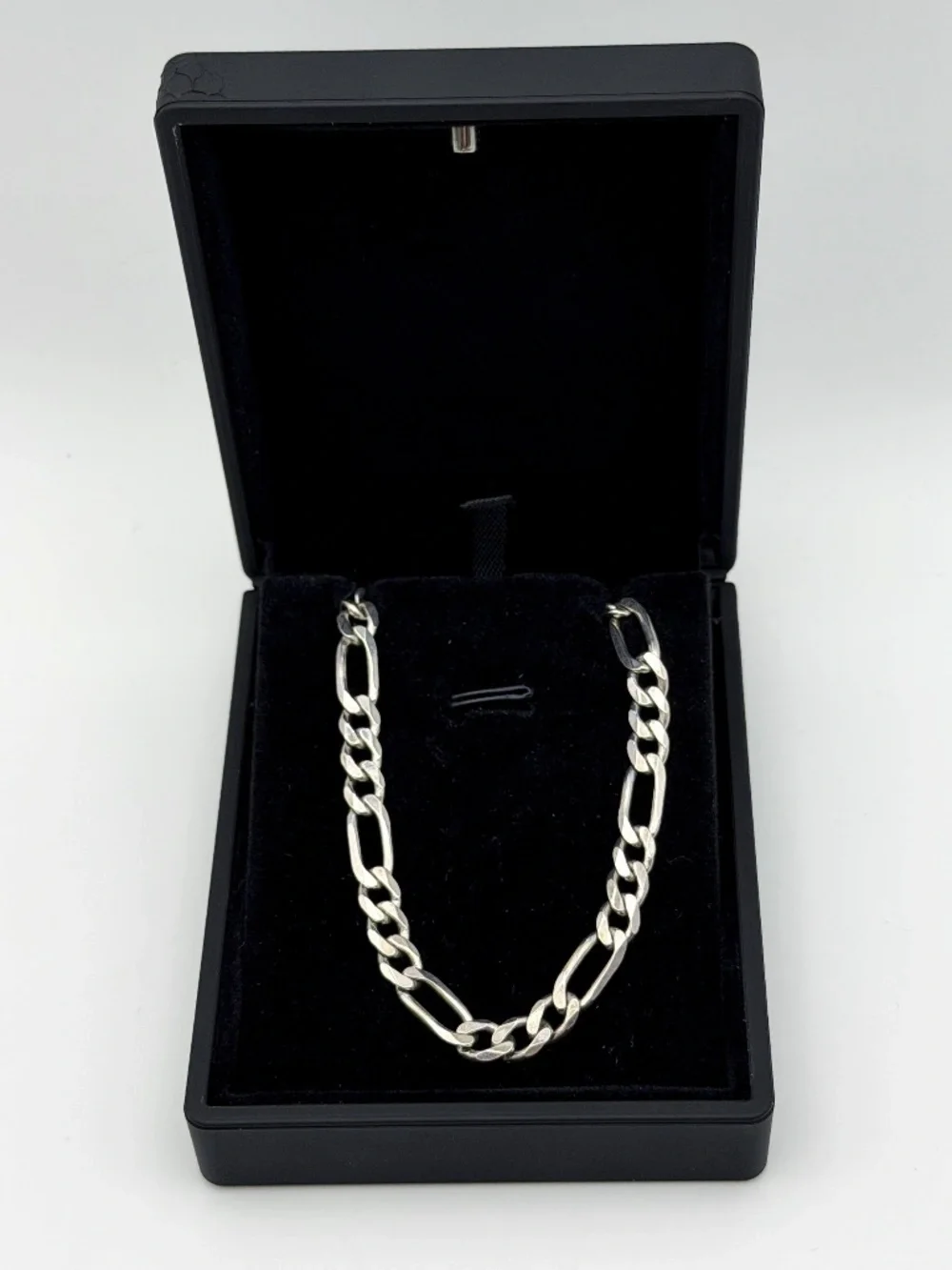 Italy 925 Sterling Silver solid Figaro Chain Necklace 20.5” 6mm